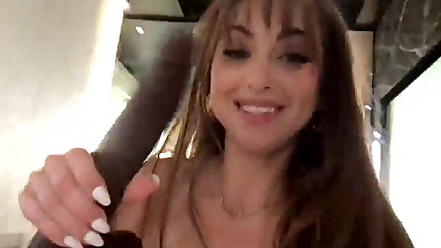 Riley Reid Live Squrting JOI