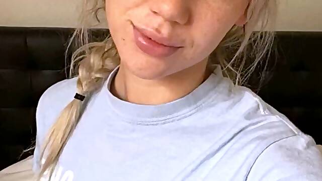 Amateur blowjob close up