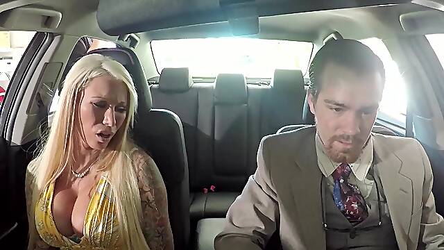 Lolly Ink gets nailed & inseminated in the car by a hung burglar