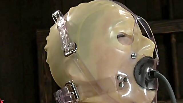 Latex Seduction Lezdom