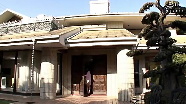 HOT JAPONESE MOTHER IN LAW 04800