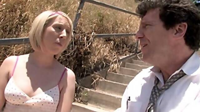 Raw Cuckolding As I Take A Load In The Face For Dad