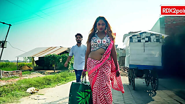 Neighbor calls bhabhi home and has sex with her sexy bhabhi Hard Fucking With Hindi Audio